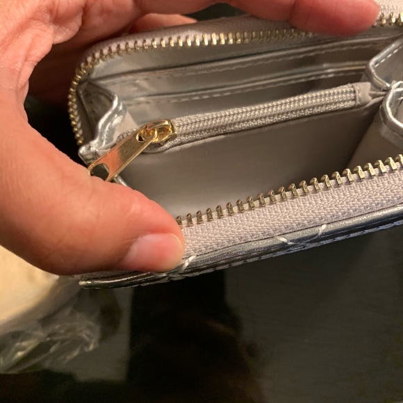 Silver Mini Wallet - Picture 7 of 7